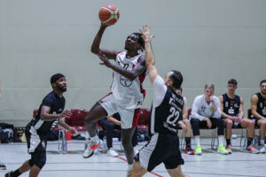 Erzielte drei Punkte und griff ebenso viele Rebounds ab: Balla Thiam / Foto: Frank Fankhauser